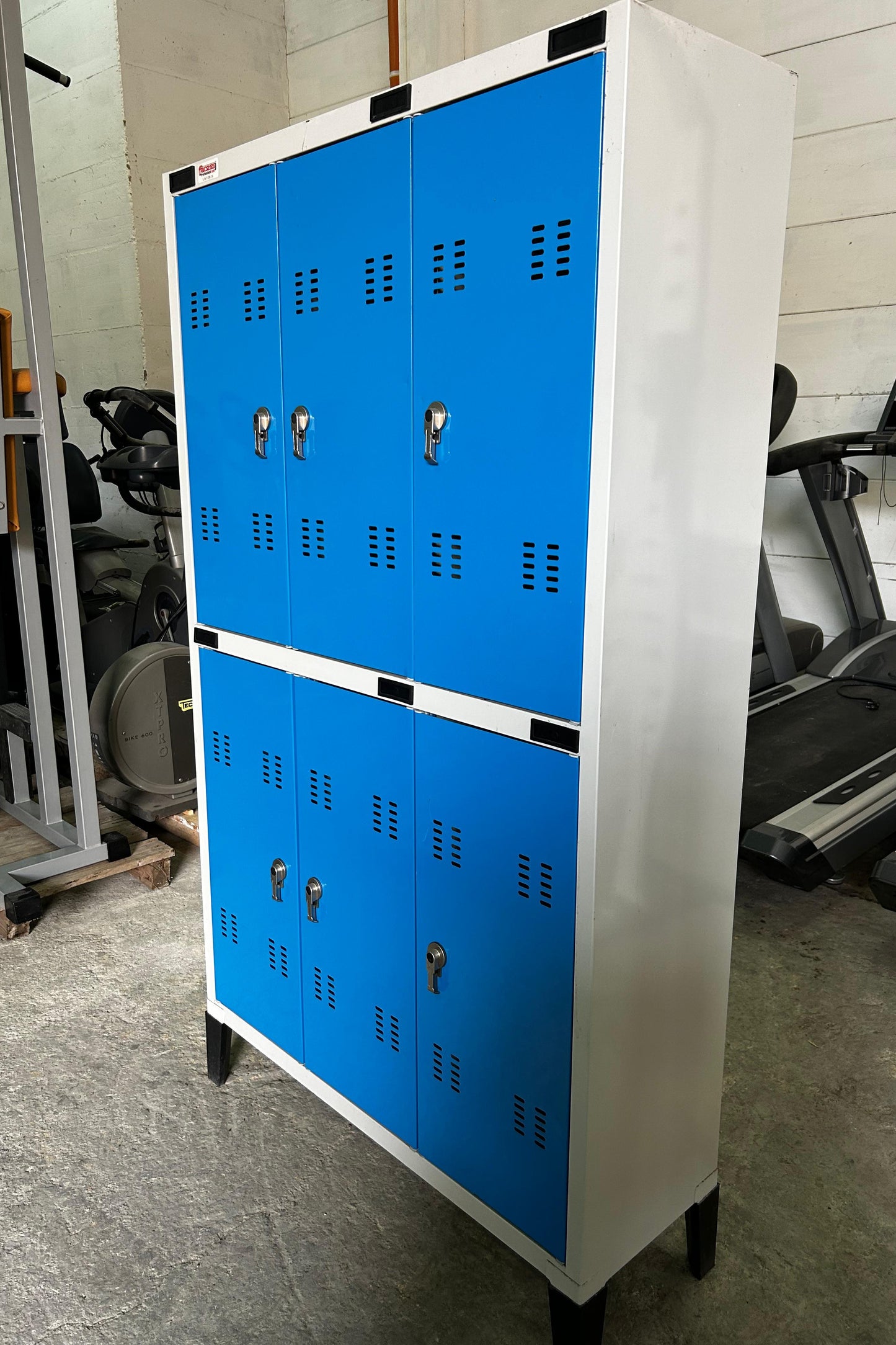 ARMADIETTO 6 scomparti