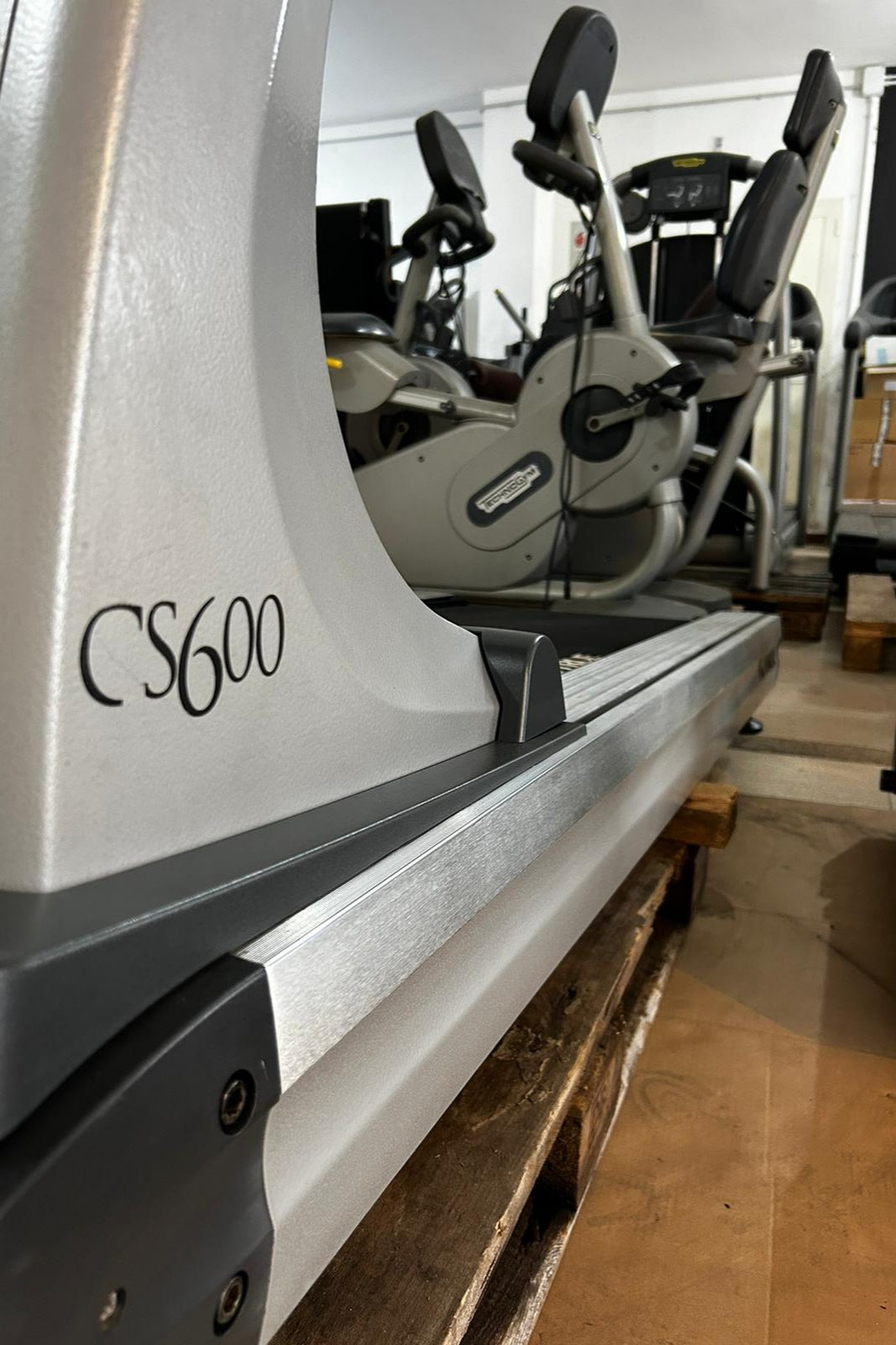 RUN CS600 Treadmill